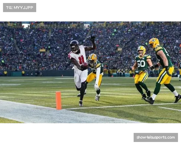 泰坦队跑卫亨利路面推进破百 延续赛季稳定输出